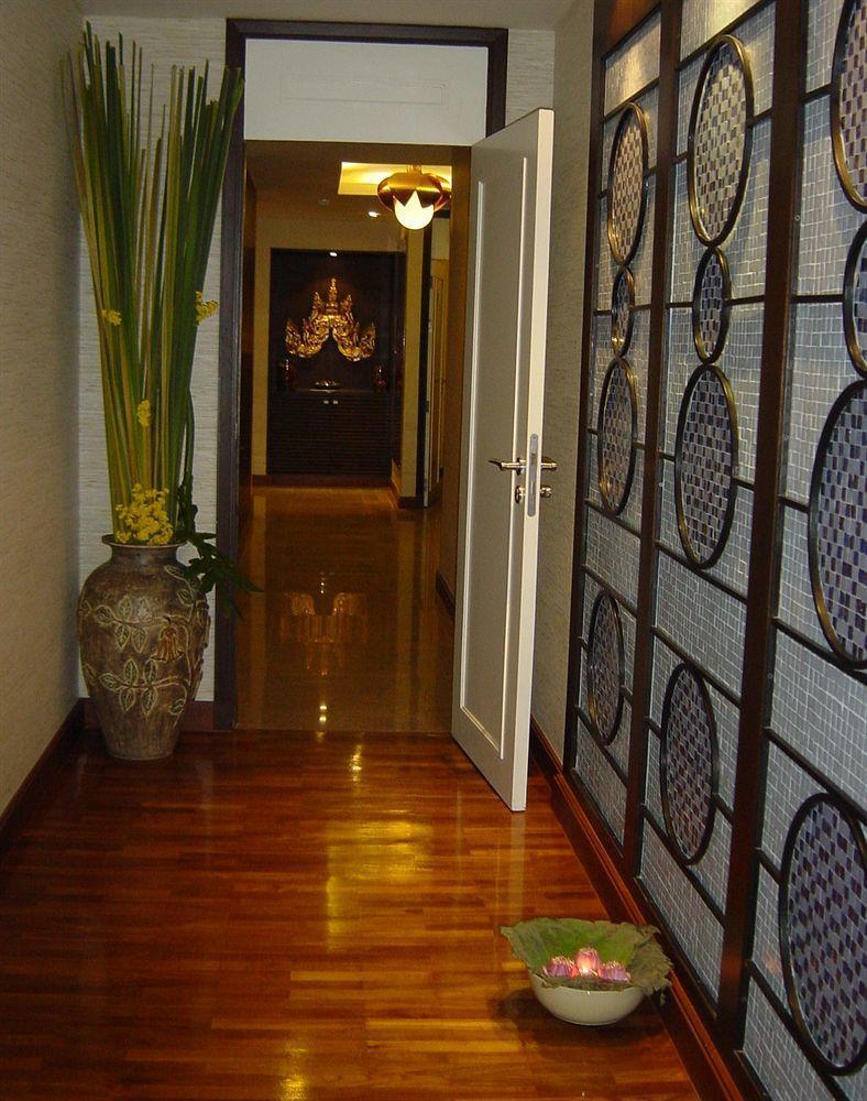 Gardengrove Suites バンコク都 エクステリア 写真